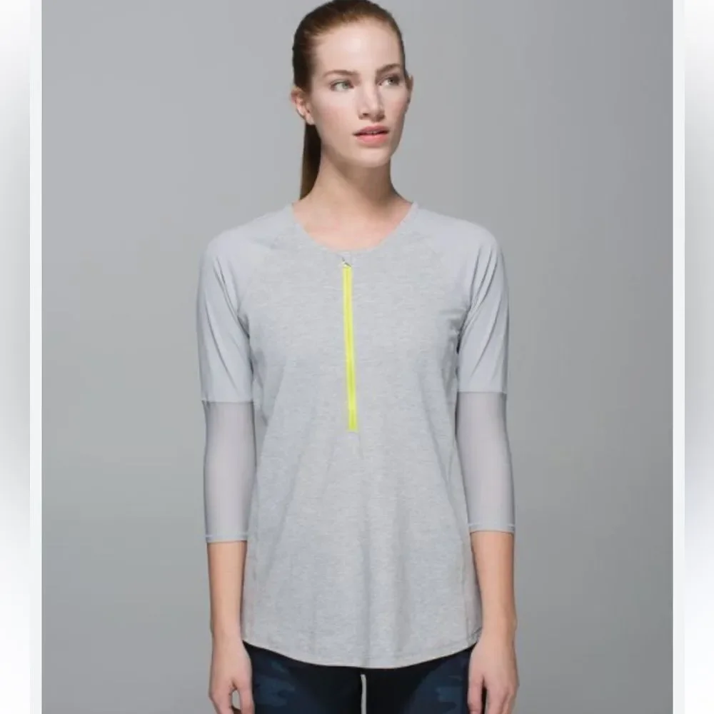 Ladies Lululemon Clip In Long Sleeve Top Grey and Purple Size‎ Medium
